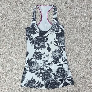 Lululemon Cool Racerback Tank Black White Floral Print Athletic Top- Size 2
